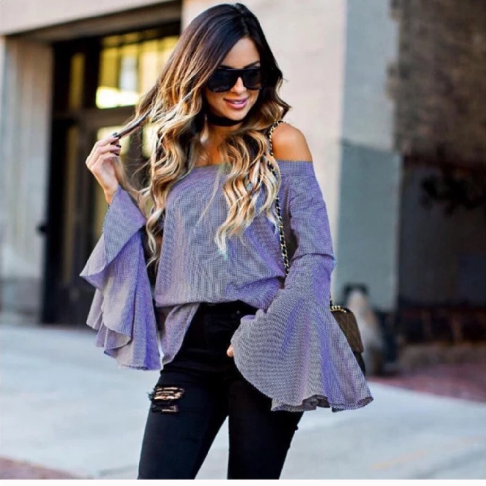 💙Blue & White small checkered top💙